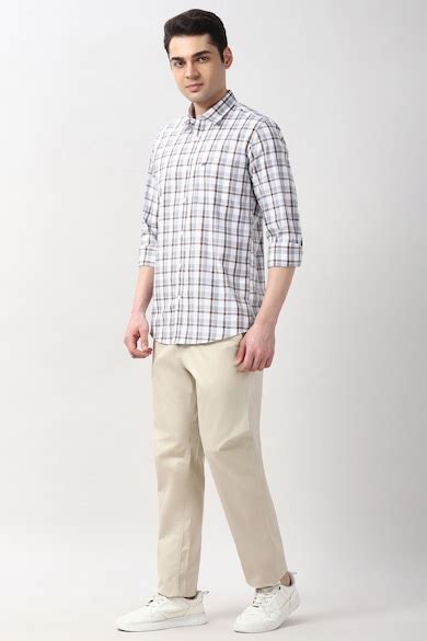 Buy Men White Slim Fit Check Full Sleeves Casual Shirt Online ...