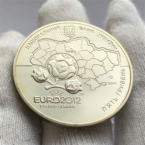 Купить памятную монету Украины 5 гривен Евро-2012 Киев 2011 года по ...