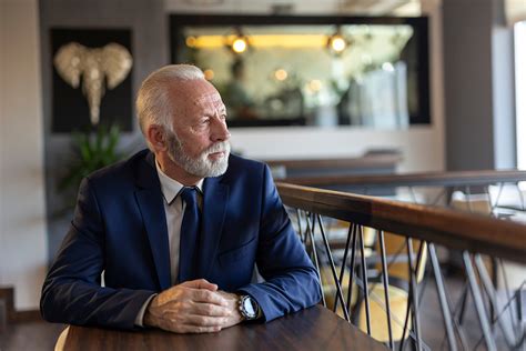 Family Guy Businessman 的图像结果