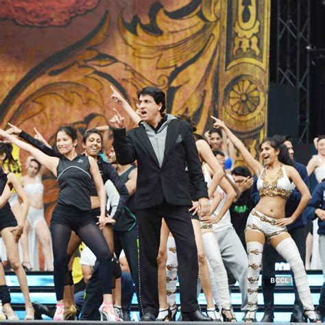 Shiamak Davar choreographs a dance sequence while rehearsing for the ...