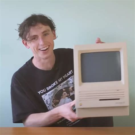 80s Computer. Man 的图像结果