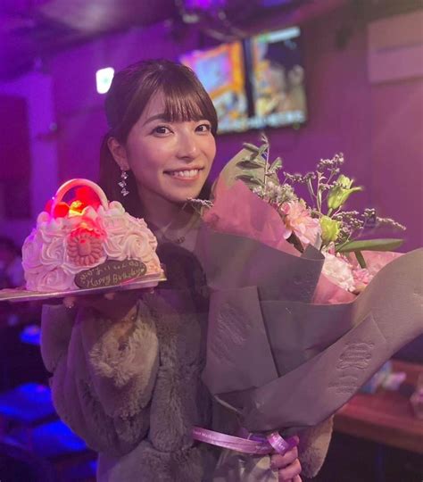 上原亜衣さんのインスタグラム写真 - (上原亜衣Instagram)「31歳バースデー初日🎂 @lemon_yokocho にて行いました ️ たくさんのファンのみんなが 来てくれて みんなと ...