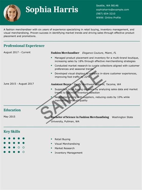 How to Create a Good Fashion Designer's Resume for 2026 Jobs