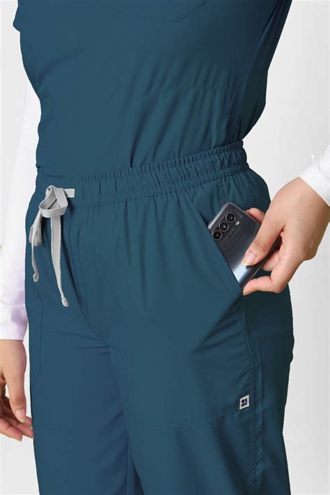 Buy Classic Women's 5-Pocket Mandarin Collar Forest Green Scrub Online ...