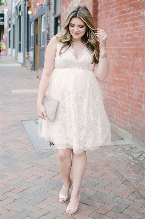 Maternity Wedding Guest Style | Best Maternity Special Ocassion Dresses ...