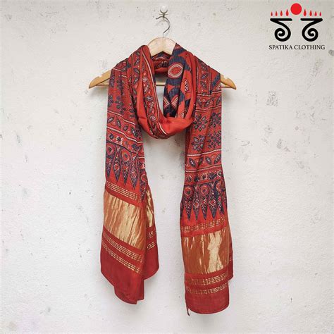 Shop Craft Based Clothing Online | Spatika Clothing