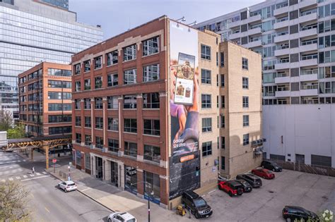 News | After buying loft office building in Chicago’s River North, R2 ...
