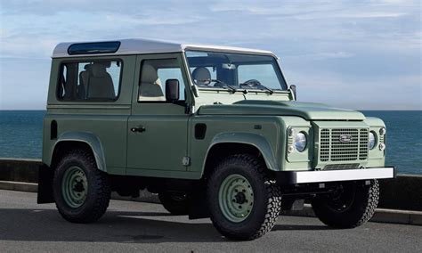 Torna il Land Rover Defender? Forse con il Projekt Grenadier - QN Motori