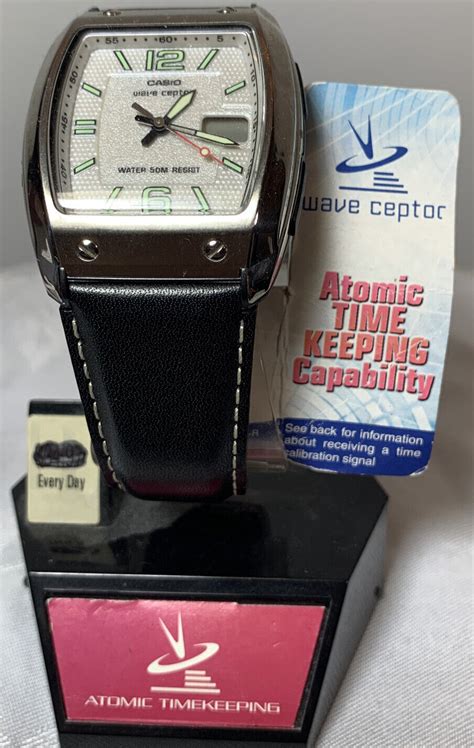 Buy EXTREMELY RARE CASIO WAVE CEPTOR WATCH Atomic Module 4303 Glowing ...