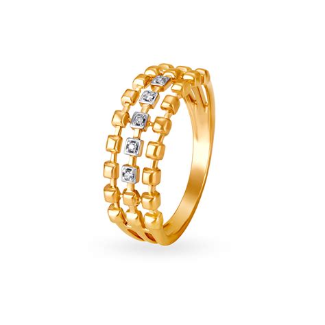 14KT Yellow Gold Gorgeous Diamond Finger Ring