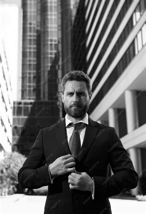 Male Businessman 的图像结果