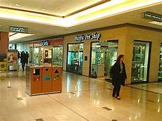store pomellato pomellato s 1st canadian store to open at vancouver s store pomellato pomellato s 1st canadian store to open at vancouver s
