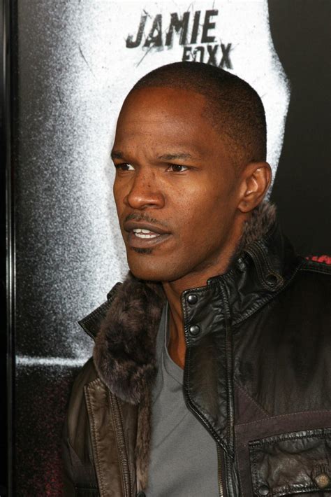 Jamie Foxx arriving at the Law Abiding Citizen Premiere Graumans Chinese Theater Los Angeles CA ...