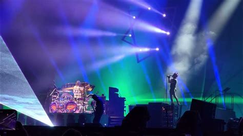 Rezultat imagine pentru Tool Invincible Front-Row