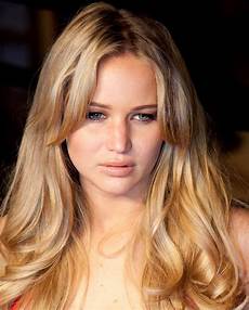 How To Style Middle Part Bangs With Hair by 7 Top Ways To Wear Hairstyles With Bangs The Hairstyle How To Style Middle Part Bangs With Hair