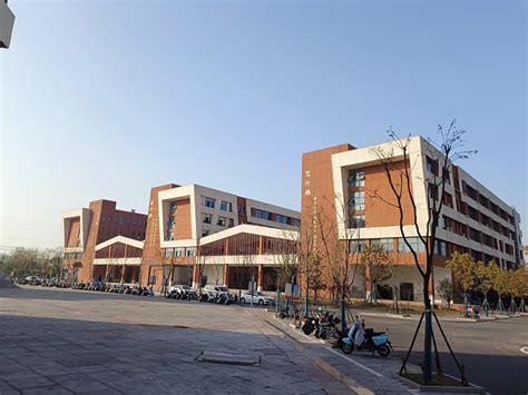 滁州市信息工程学校介绍-韩国启明大学留学-上海双毅文化官网