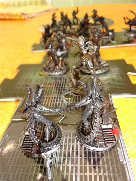 Predator vs Alien Writing Set 的图像结果