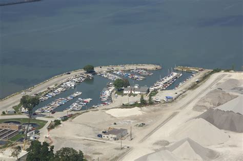 Conneaut Boat Club in Conneaut, OH, United States - Marina Reviews ...