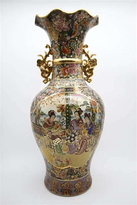 Large Vintage Satsuma Floor Vase: Hand-painted Japanese Pottery With ...