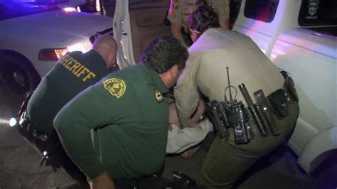 cops 的图像结果