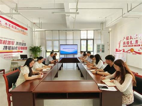 学生处召开新进辅导员阶段学习汇报交流会 - 学院要闻 - 安徽医科大学临床医学院