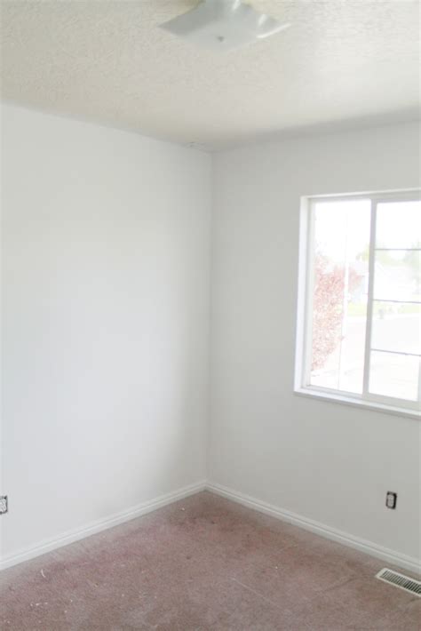 What Colour To Paint Ceiling With White Walls at Sara Gardner blog