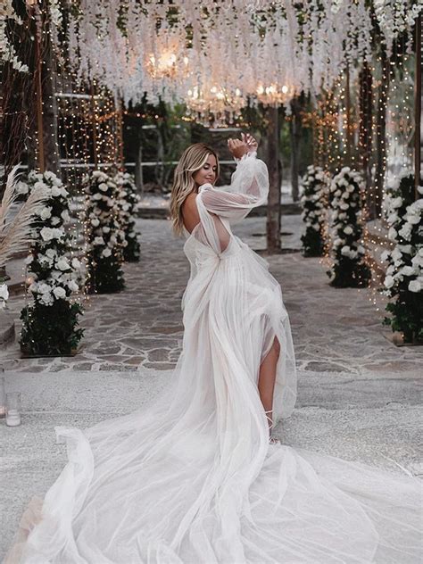 Long Sleeves Cut Out A Line Tulle Bohemian Wedding Dress | Bohemian wedding dress, Tulle wedding ...