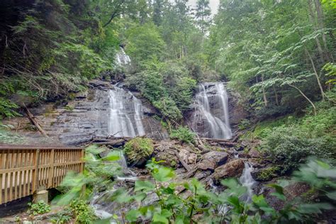 Waterfalls In North Georgia Mountains A Guide To The Perfect North