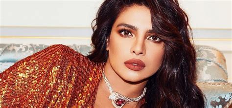 Priyanka Gets Flak As Her Homeware Brand Sells Tablecloths For Rs 30k ...