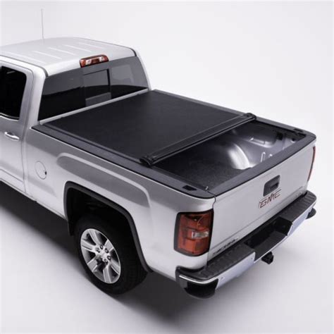 Toyota Tundra Soft Roll Tonneau Cover | Enthuze