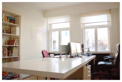 Heller Arbeitsplatz in kreativer Bürogemeinschaft Schanze in Hamburg ...