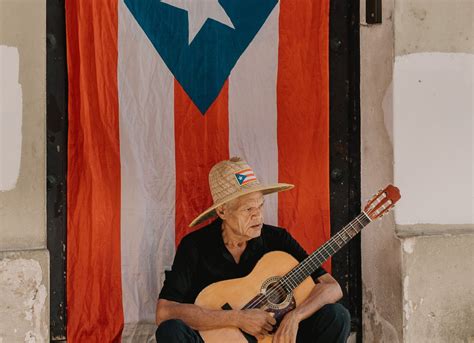Traditional Puerto Rican Songs – Traditional Puerto Music – UMMLR