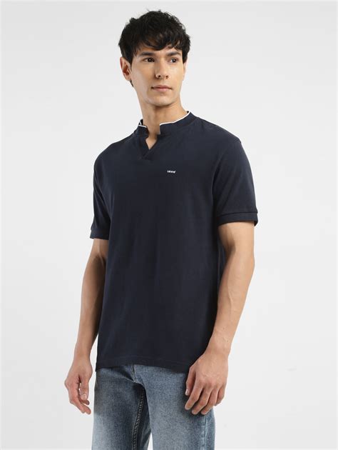 Men's Solid Slim Fit Henley Neck T-Shirt – Levis India Store