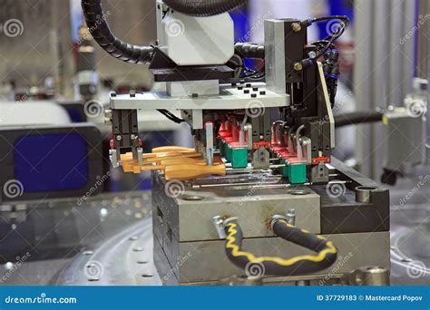 Injection Moulding Machine 的图像结果