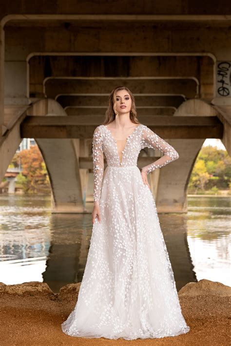 2025 Wedding Dress Trends: The Ultimate Guide for Brides