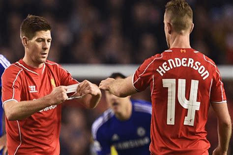 [베프리포트] 리버풀 조던 헨더슨, 캉테-포그바 제치고 EPL ‘패스 1위’ 등극 - 포텐 터짐 최신순 - 에펨코리아