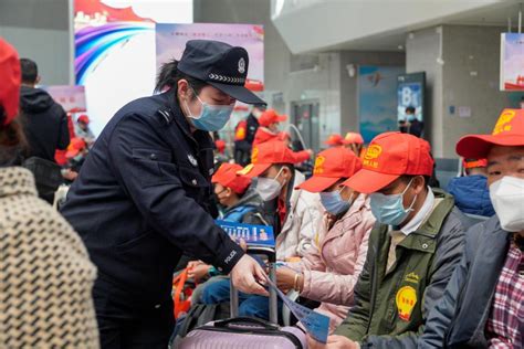 柳州市副市长汤振国率队到柳州瑞明实地调研-柳州瑞明汽车部件制造有限公司