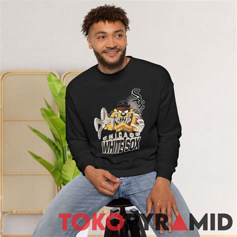 Rare Vintage 90s Taz Looney Tunes Chicago White Sox shirt - TokoPyramid