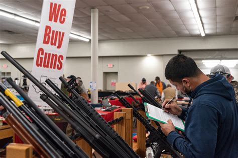 Justice Department finalizes rules to close the 'gun show loophole ...