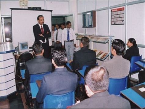 Moti Mahal College Faculty Profile, Mangalore - CollegeBatch.com