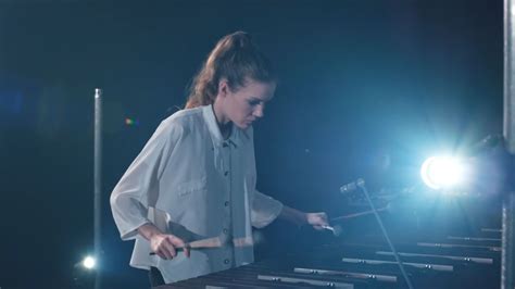 Adélaïde Ferrière : J.S. Bach - Organ Concerto in A Minor, III. Allegro ...