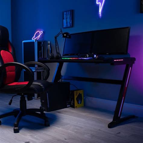 Alienware LED Gaming Desk 的图像结果