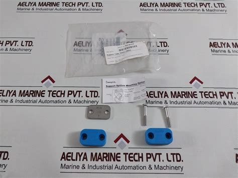Lot Of 5X Swagelok 304-S3-Pp-16Tm Bolted Plastic Clamp Tube Support Kit ...