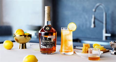 Hennessy Honey Syrup Cocktail Recipe | Hennessy USA