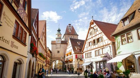 Exploring Rothenburg's Town Wall, Germany | Meer