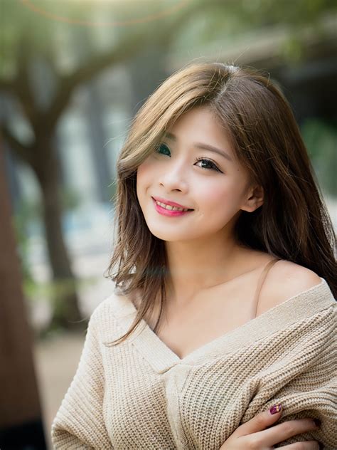 Download wallpaper look, girl, smile, Asian, cutie, section girls in ...