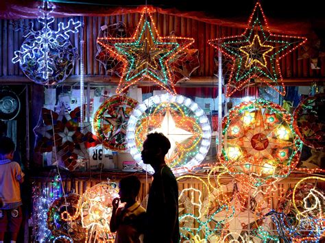 The day in pictures | Christmas in the philippines, Christmas lanterns ...