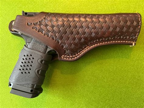 Brian Foster Holsters 的图像结果