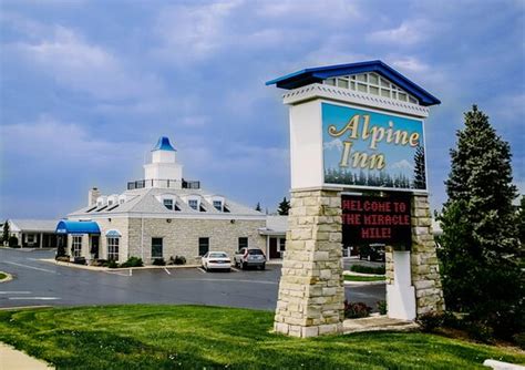 ALPINE INN (Rockford) - Hotel Reviews, Photos, Rate Comparison ...