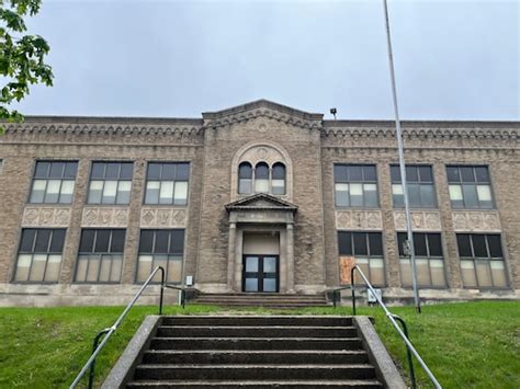 Grand Rapids school board reconsidering demolition of old, vacant high ...